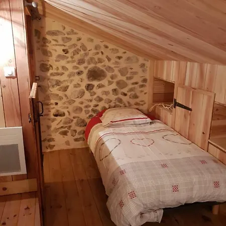 Bord D'oriege Apartment *